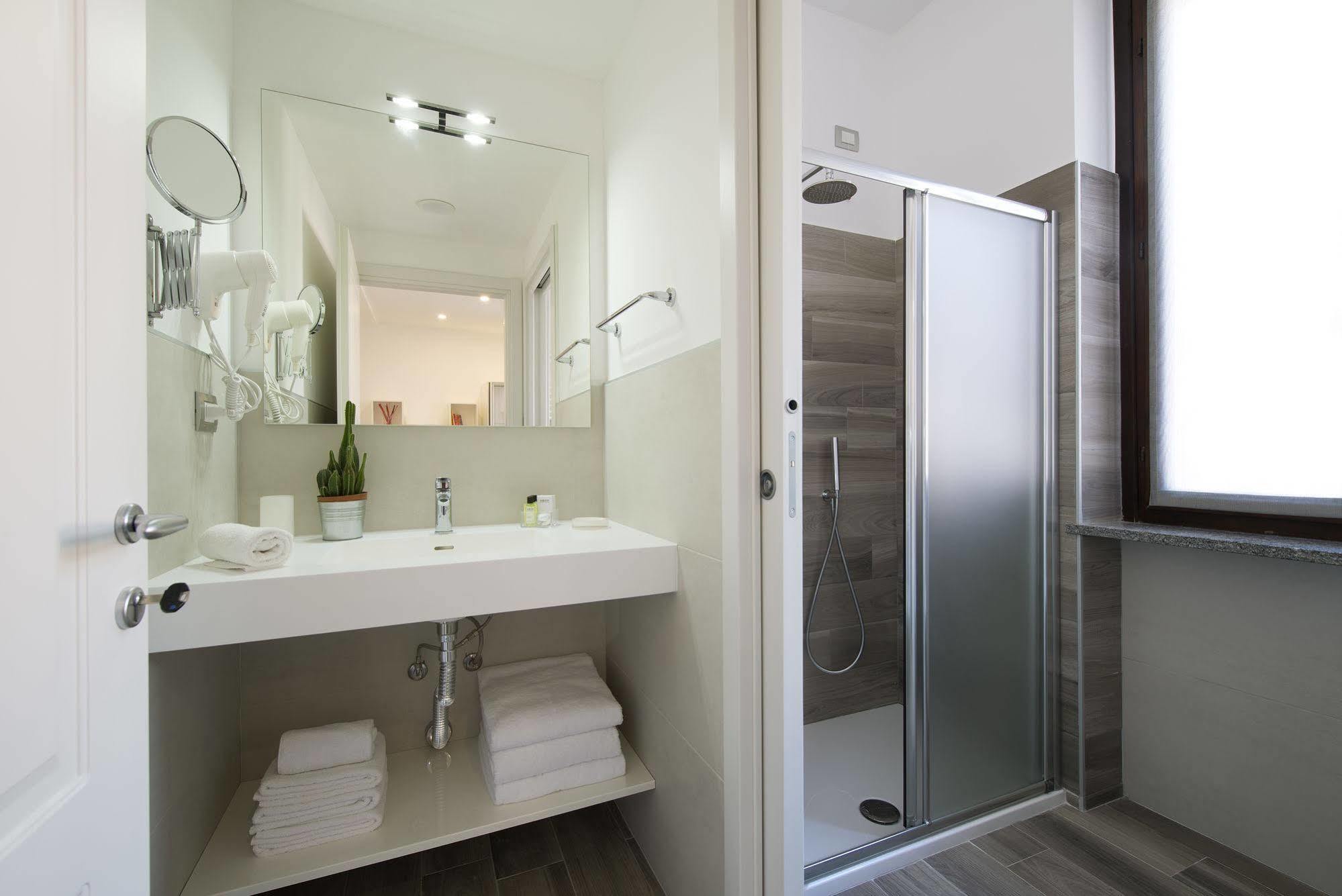 Monza City Rooms & Studios المظهر الخارجي الصورة