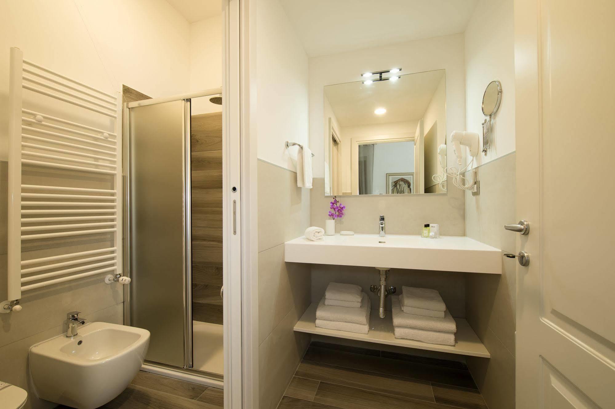 Monza City Rooms & Studios المظهر الخارجي الصورة